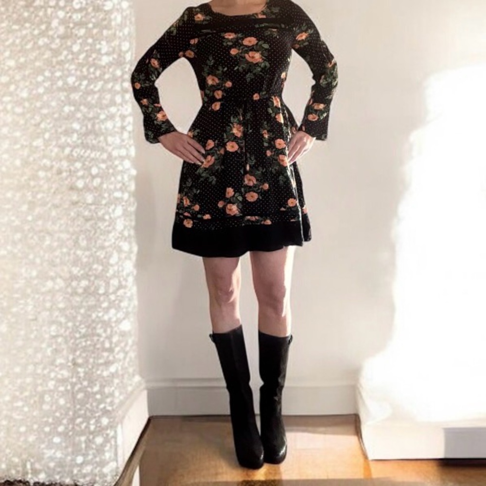Lauren Conrad Small Floral Black Dress